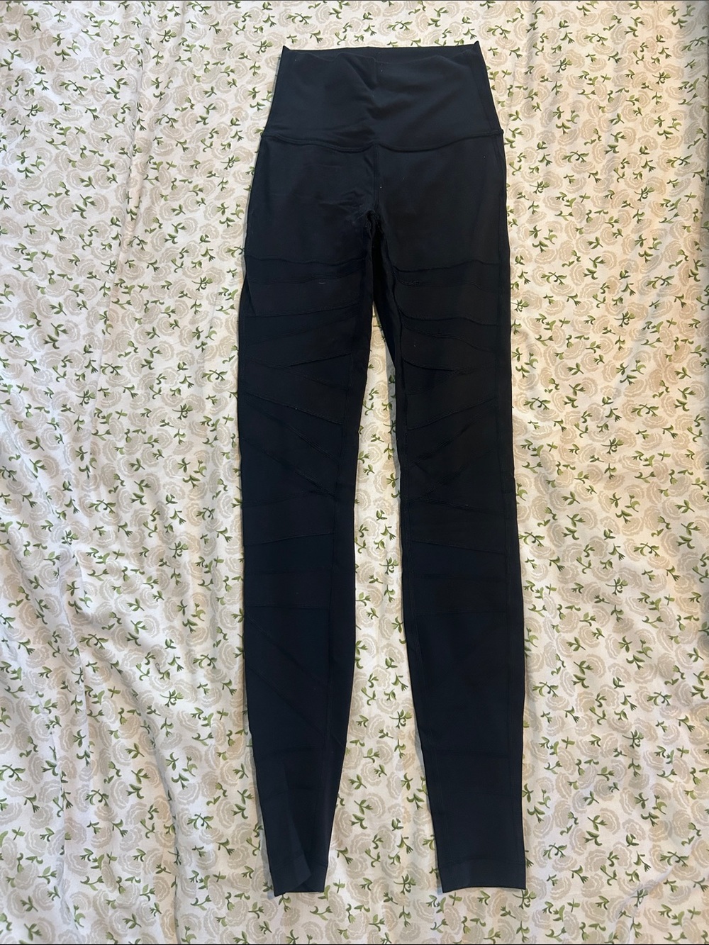 lululemon athletica Black High-Rise Sculpting Leggings